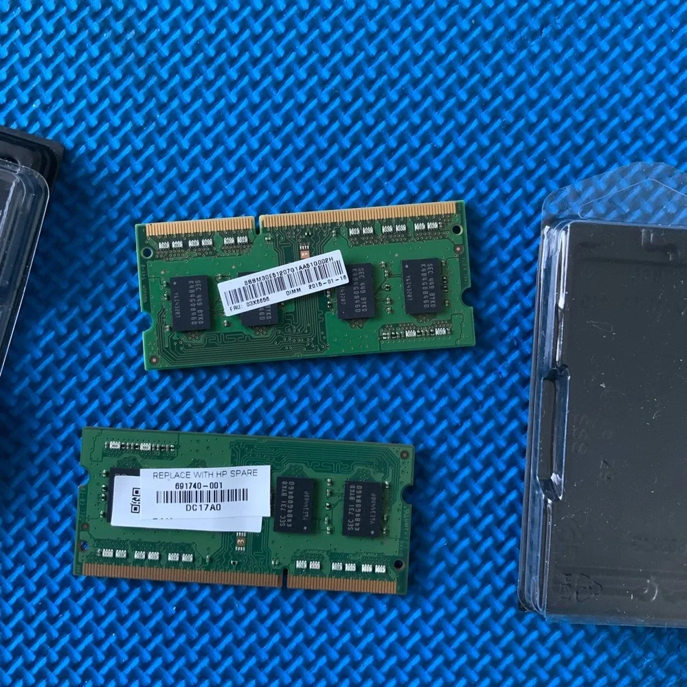 Samsung PC3L 4GB x 2 laptops memory.